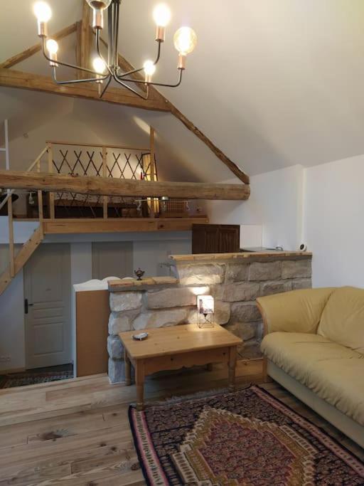 Superbe Appartement Dans Charmant Corps De Ferme Acheres-la-Foret Extérieur photo