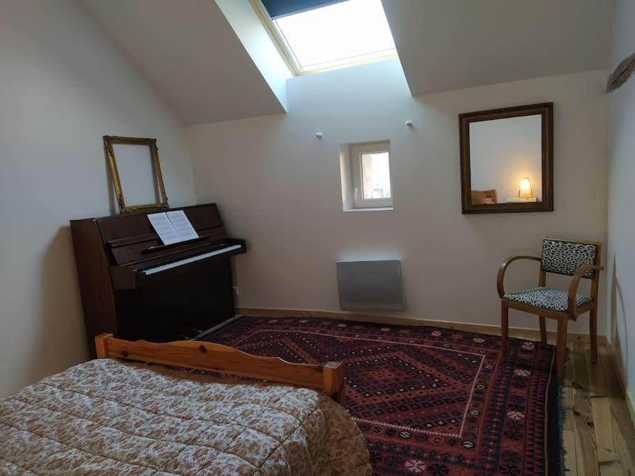 Superbe Appartement Dans Charmant Corps De Ferme Acheres-la-Foret Extérieur photo